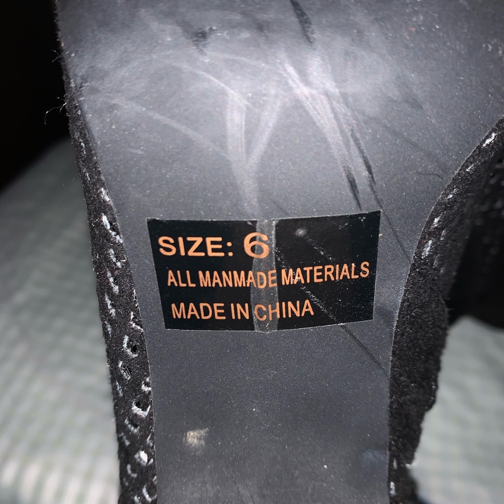 Size 6 open toe black heel, clean / smoke free home